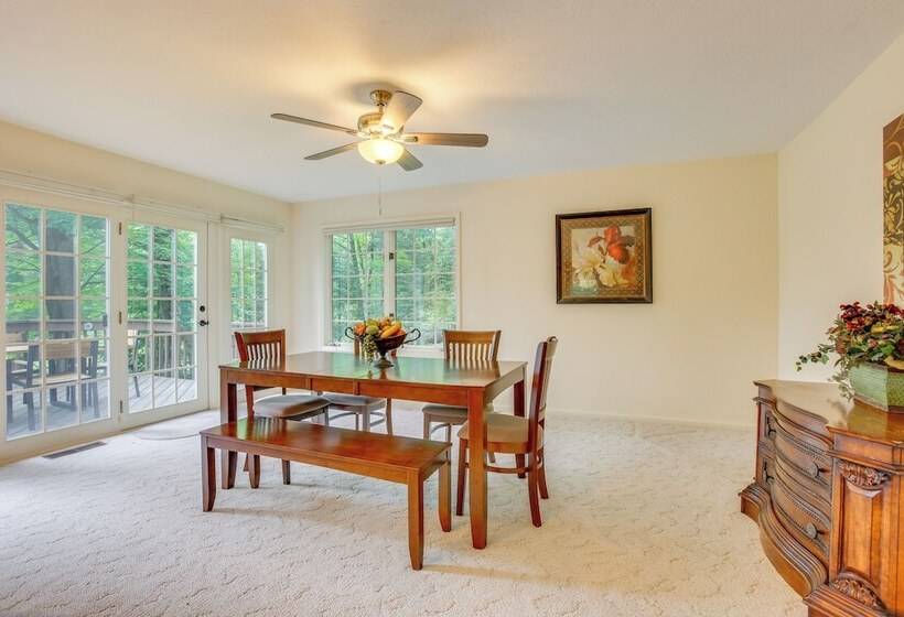 Family Friendly Cadillac Home W/ Golf Course Views