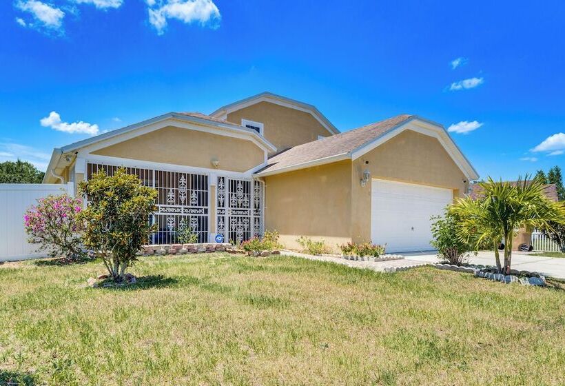 Family Friendly Kissimmee Home W/ Yard & Grill!