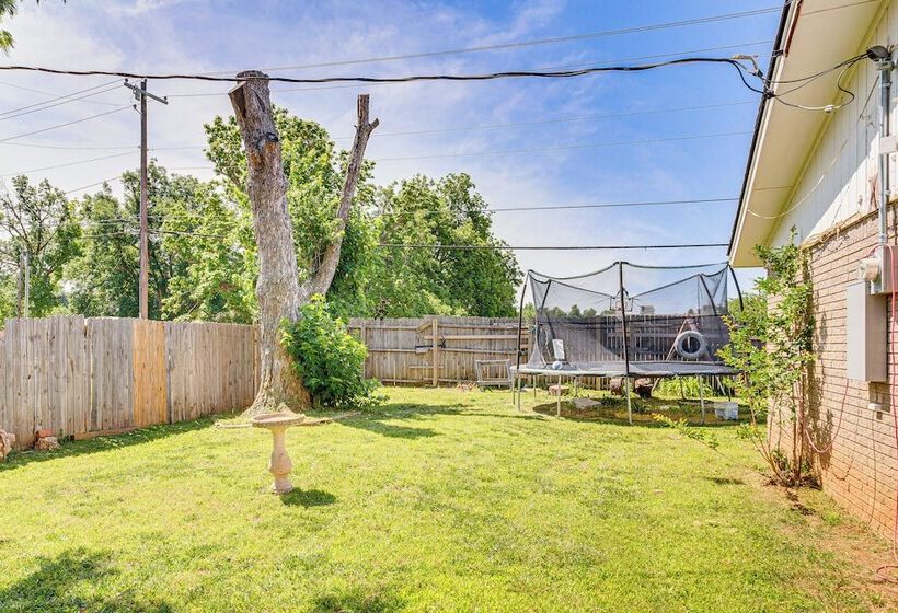 Family Friendly Okc Area Getaway: Dogs Welcome!