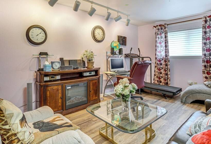 Family Friendly Okc Area Getaway: Dogs Welcome!