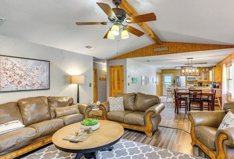Granbury Home W/ Waterfront Deck: 5 Mi To Downtown