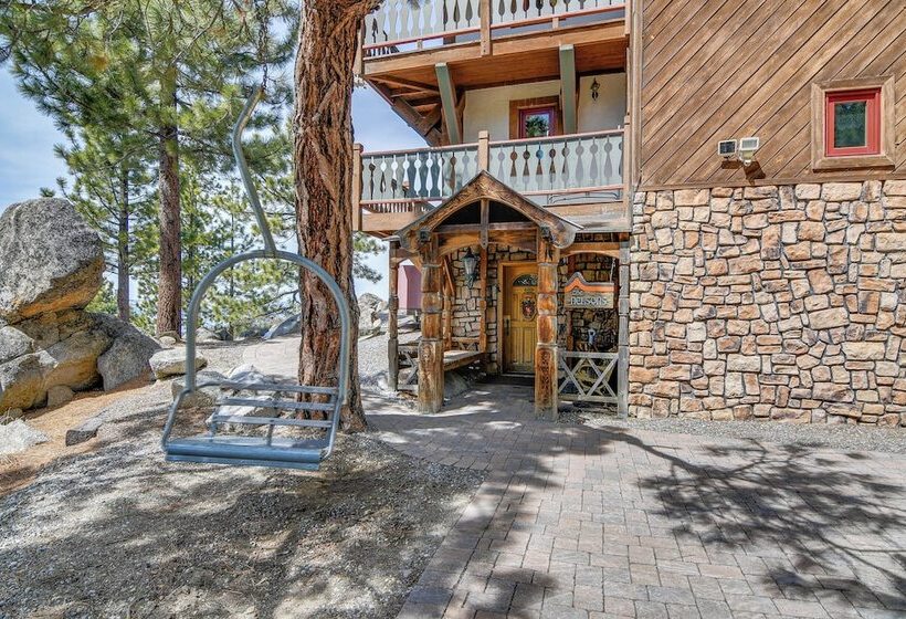 Grand Mountain Chalet W/ Hot Tub & Mountain Views
