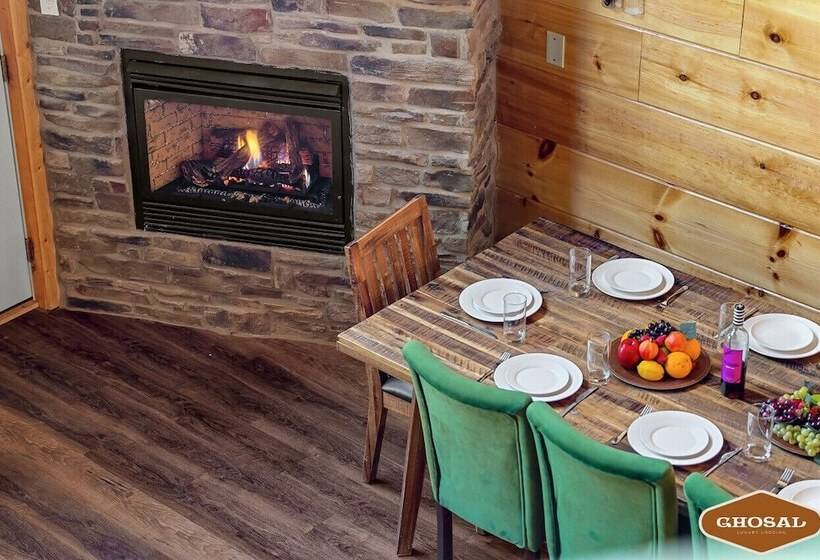 Heavenly Heights By Ghosal Luxury Lodging