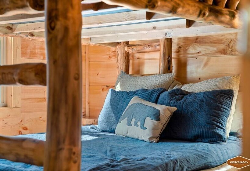 Heavenly Heights By Ghosal Luxury Lodging