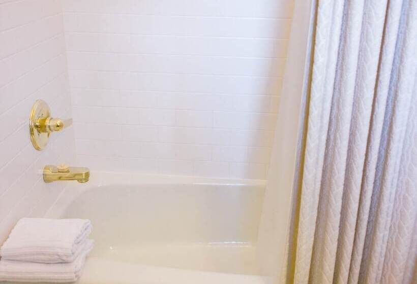 فندق Aim Whistlingswan Inn And Restaurant