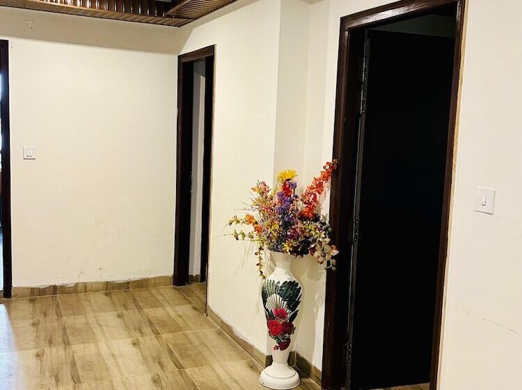 هتل Annadale View