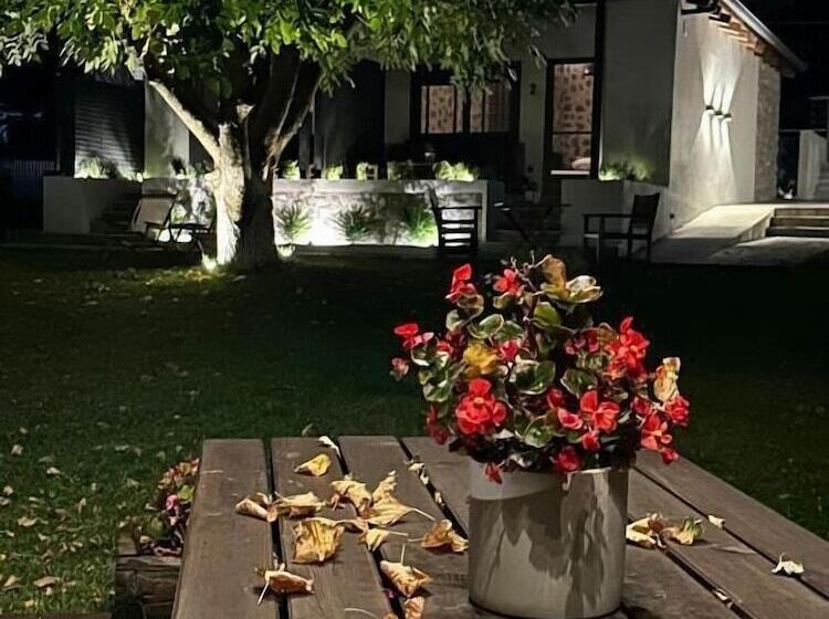 ホテル Bocca Al Lupo Villas