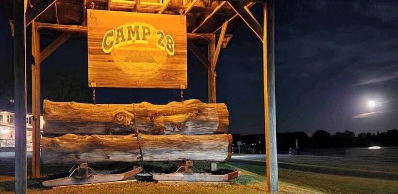 فندق Camp 28