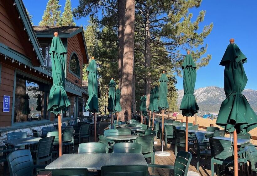 酒店 Camp Richardson Resort