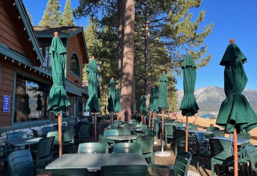 酒店 Camp Richardson Resort