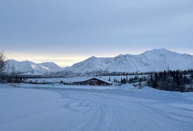 فندق Cantwell Cabins