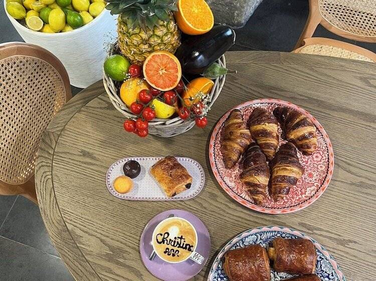 호텔 Christine Boutique