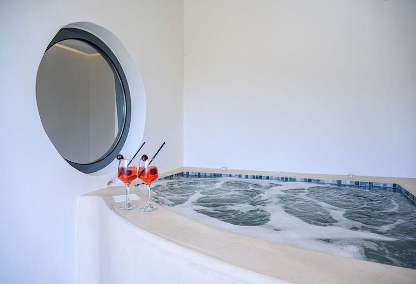 Отель Galaria Luxury Suites