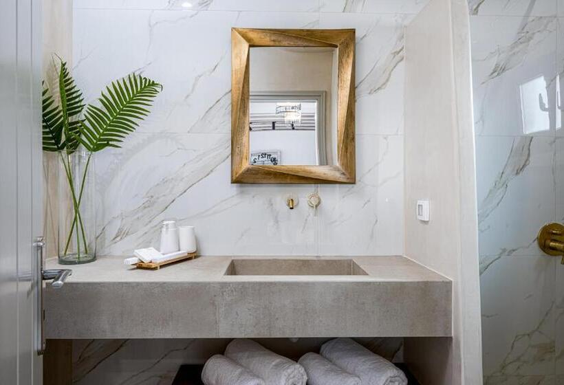 Отель Galaria Luxury Suites