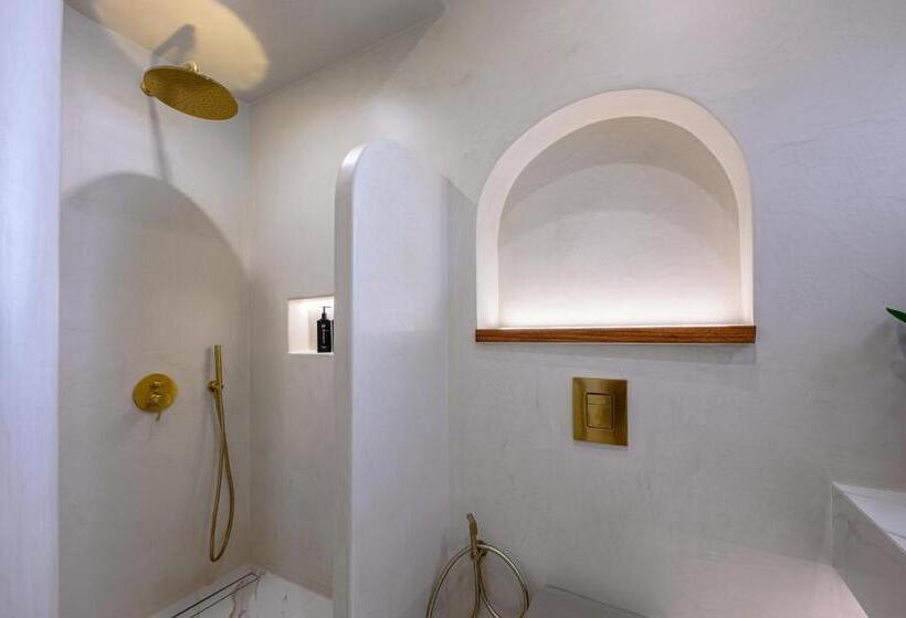 Отель Galaria Luxury Suites