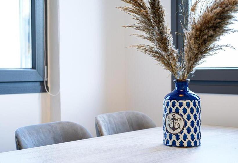 Отель Galaria Luxury Suites