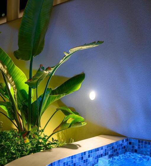 Отель Galaria Luxury Suites