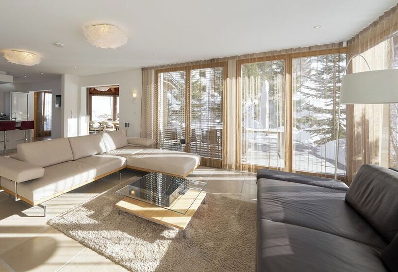 فندق Grischuna Mountain Lodge