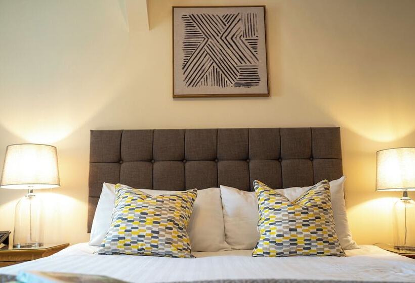 ホテル The Gwbert