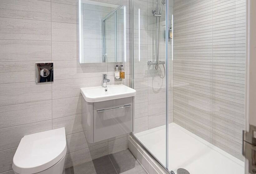 ホテル The Gwbert