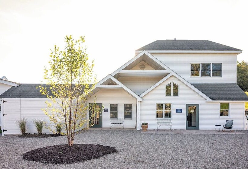 בית מלון כפרי Hemlock Neversink