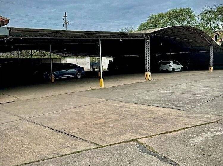 Отель Intersur Independencia