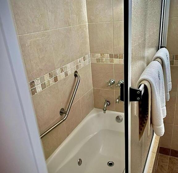 Отель Intersur Independencia