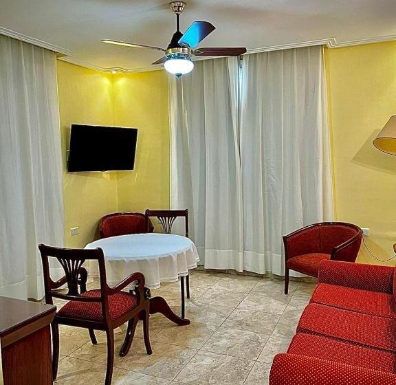 Отель Intersur Independencia