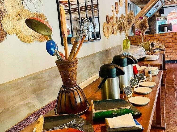 בית מלון כפרי Le Chat'o Park