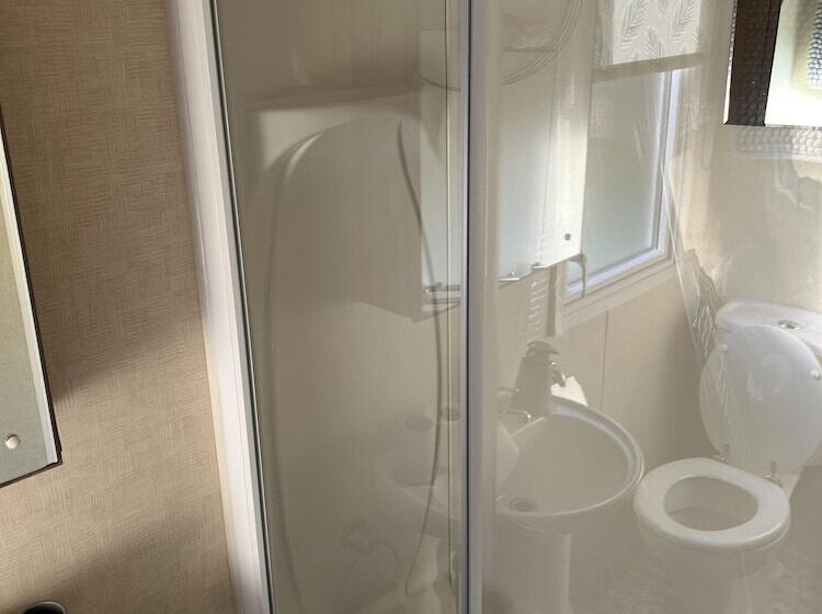 בית מלון כפרי Hornshole Hideaway Caravan Hawick