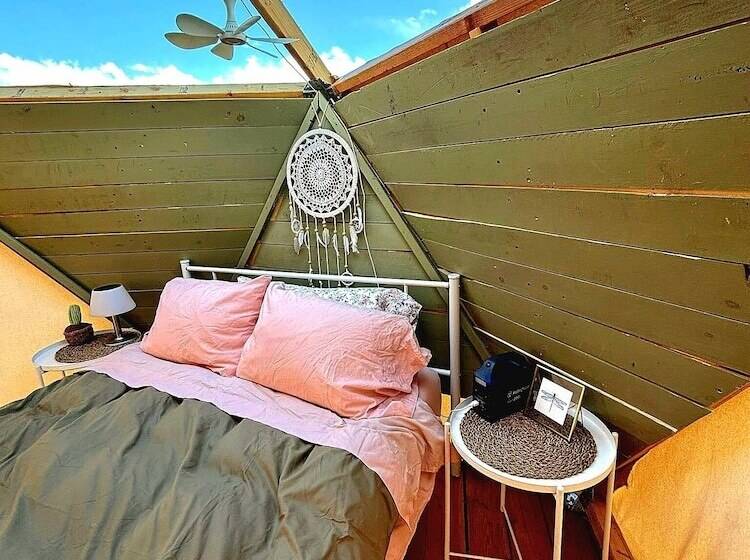 田舎風ホテル Raptor Ranch Glamping