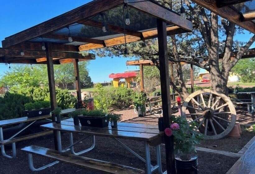 田舎風ホテル Raptor Ranch Glamping