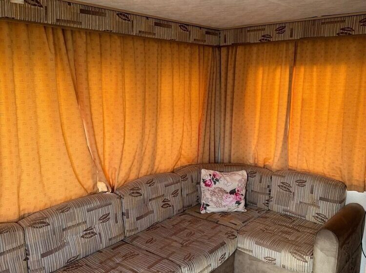 酒店 Seaside Charm Carvan In Leys Down On Sea