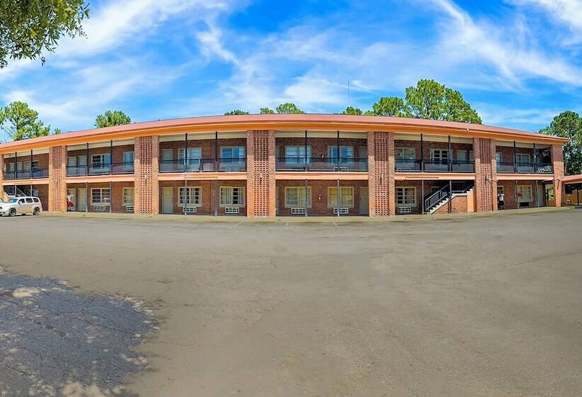 فندق Sunrise Inn By Oyo Albany