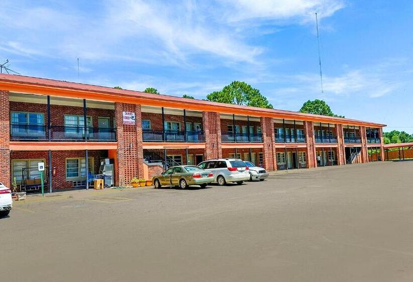 فندق Sunrise Inn By Oyo Albany