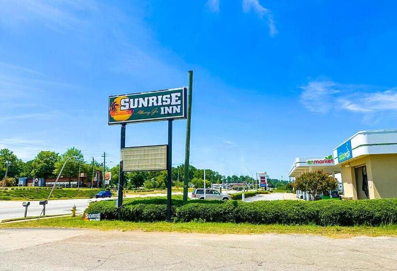 فندق Sunrise Inn By Oyo Albany