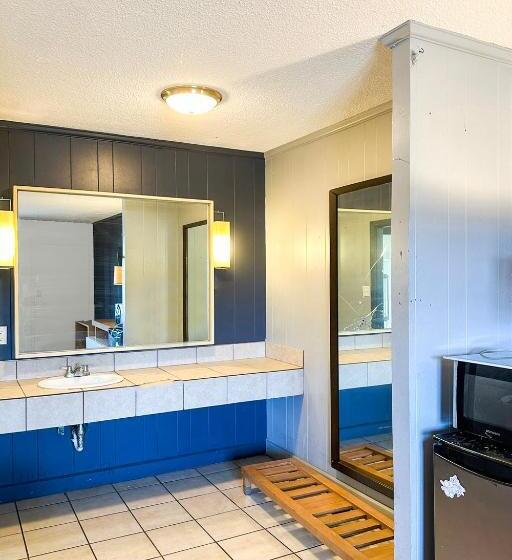 فندق Sunrise Inn By Oyo Albany