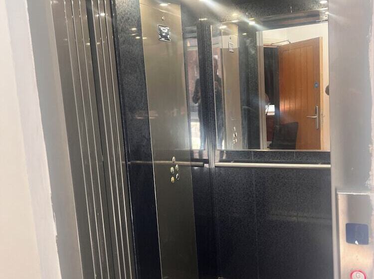 בית מלון כפרי Tumbledown