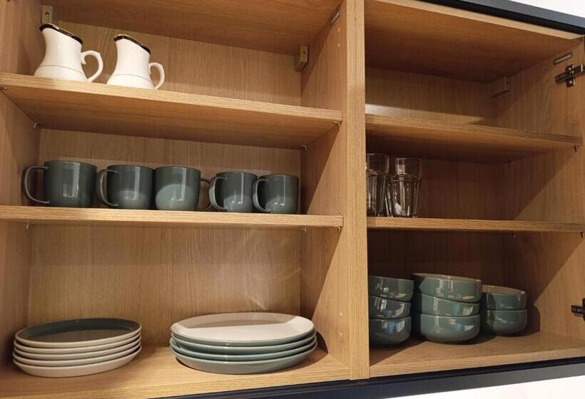 Отель Westings Inn