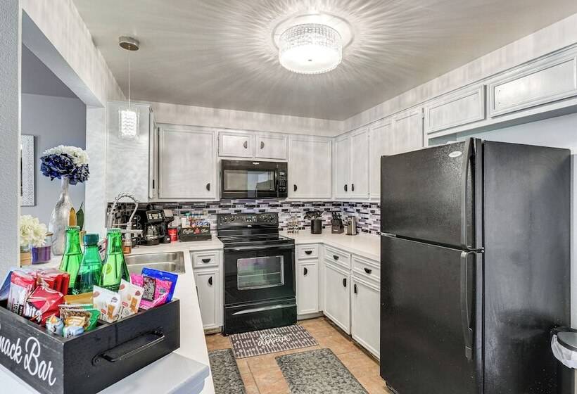 Idyllic Round Rock Home W/ Patio: 3 Mi To Kalahari