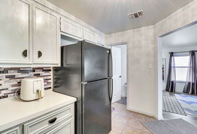 Idyllic Round Rock Home W/ Patio: 3 Mi To Kalahari