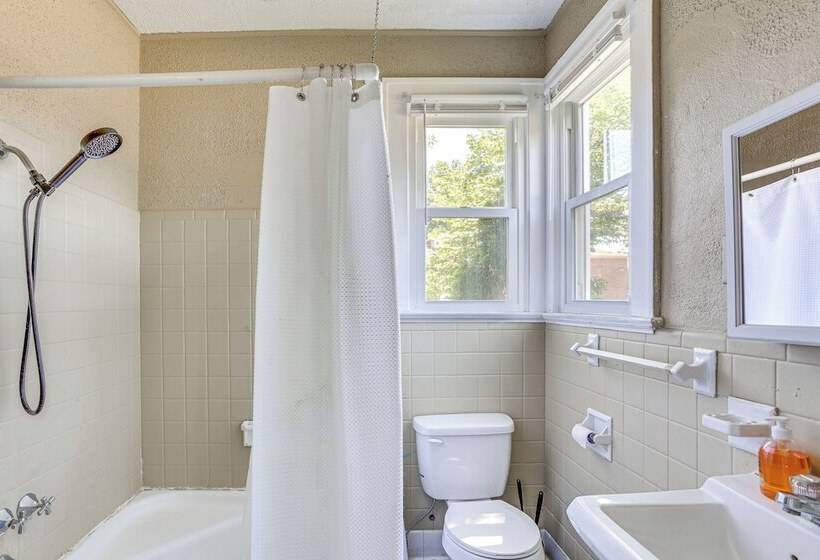 Jackson Family Home ~ 5 Mi To Downtown!