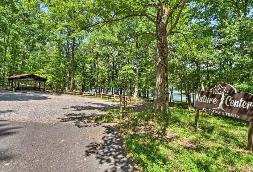 North Georgia Mountains Cabin W/ Beach Access