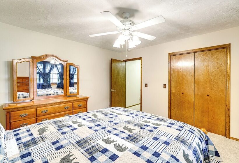 Just A Cast Away  Cassville Cabin W/ Covered Deck