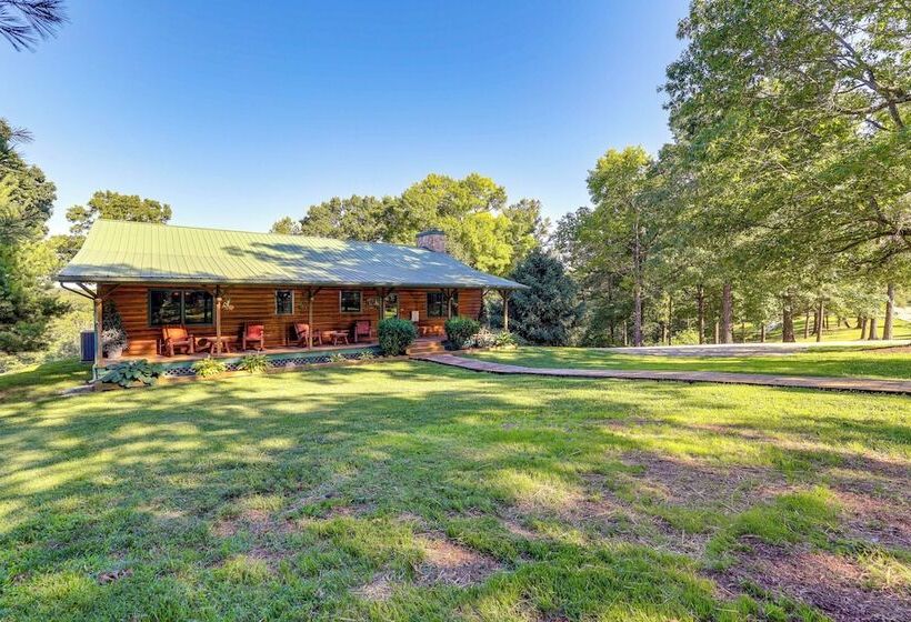 Just A Cast Away  Cassville Cabin W/ Covered Deck