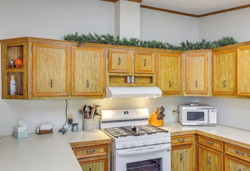 Kadoka Home ~ 22 Mi To Badlands National Park!