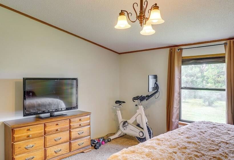 Kadoka Home ~ 22 Mi To Badlands National Park!