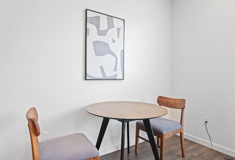 Kasa At Cortland On The River Boise