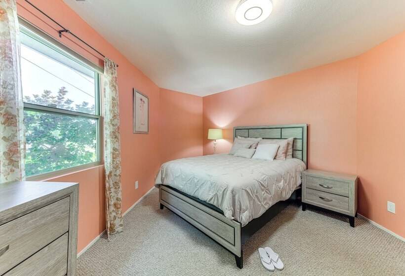 Kelseyville Home W/ Deck & Clear Lake Views!