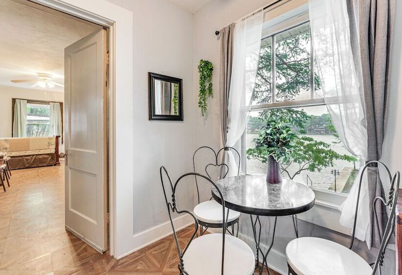 Lakefront Cottage In Clear Springs W/ Deck & Patio